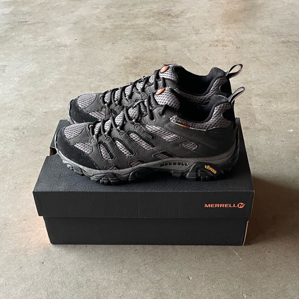 Merrell Moab Beluga Gray/Charcoal Outdoors/Hiking Low Athletic Shoes Size 8 Mens